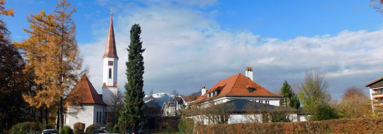 Täufer Johannis Kirche mit Gemeindezentrum