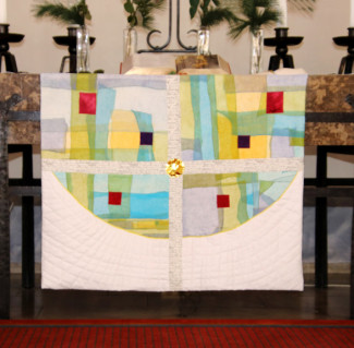 Neues Altar-Parament in der Täufer Johannis Kirche